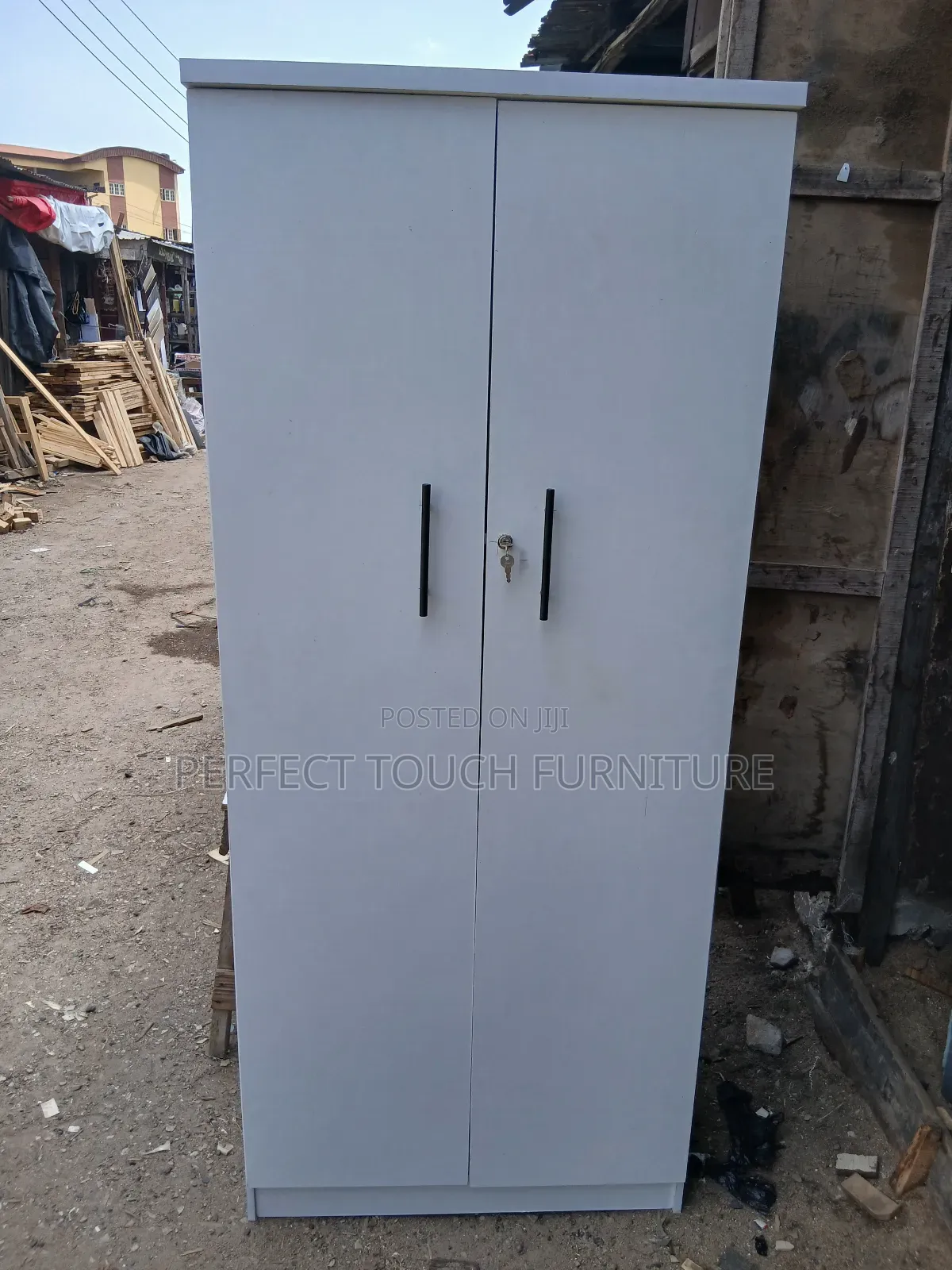 Wardrobe 32inch by 6ft