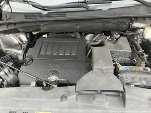 Toyota Highlander XLE V6 4x4 (3.5L 6cyl 6A) 2016 Gray