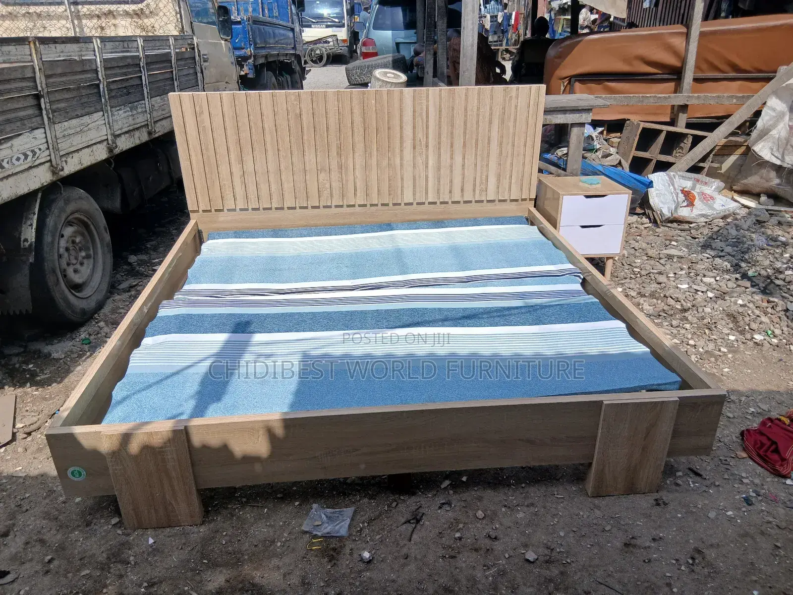 King's 6by6 Bedframe