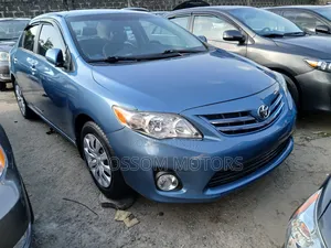 Toyota Corolla LE Special Edition 4dr Sedan (1.8L 4cyl 4A) 2013 Blue