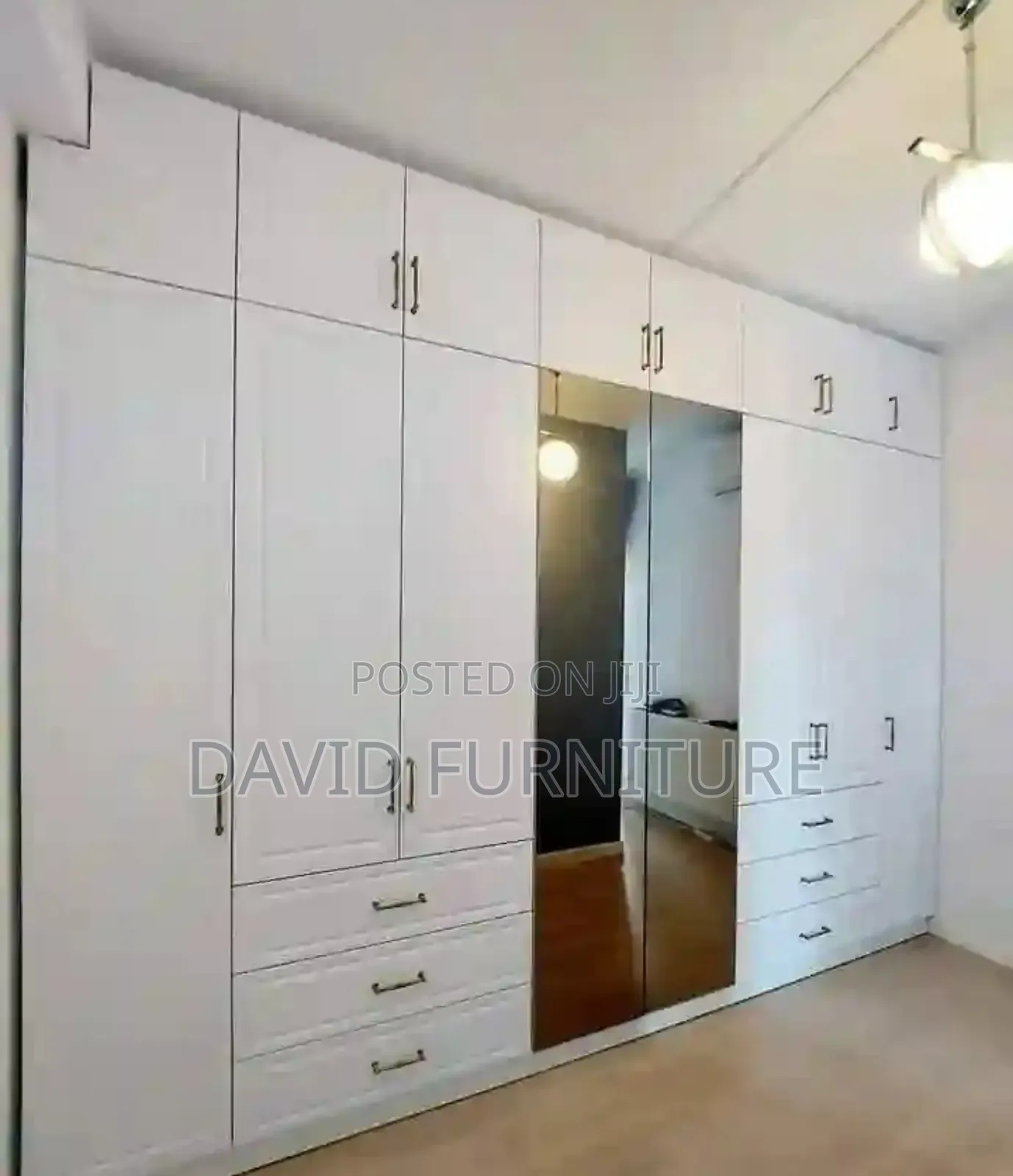Inbuilt Wardrobe