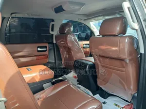 Toyota Sequoia Platinum 4x4 2020 Black