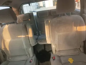 Toyota Sienna LE FWD 2006 Gold