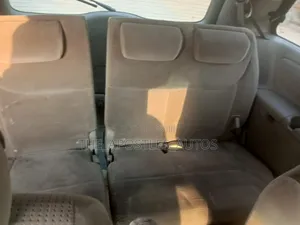 Toyota Sienna LE FWD 2006 Gold