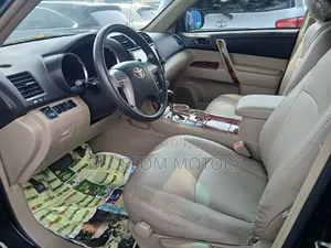 Toyota Highlander Limited 2010 Black