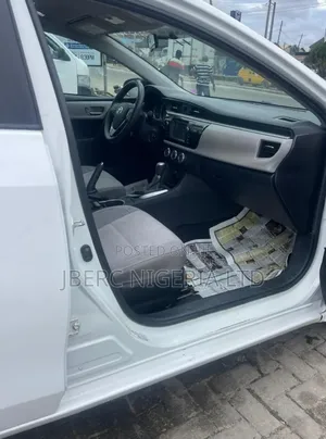 Toyota Corolla 2015 White