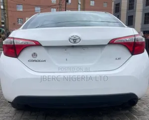 Toyota Corolla 2015 White