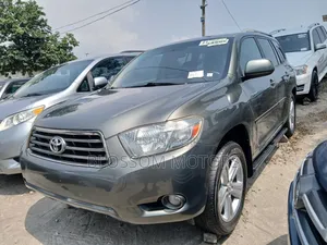 Toyota Highlander Limited 2010 Green