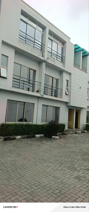 4bdrm Duplex in Ikeja GRA for rent