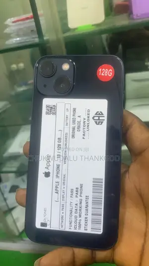 Apple iPhone 13 128 GB Black