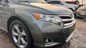 Toyota Venza XLE AWD V6 2013 Green