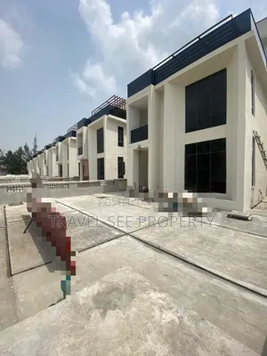 Furnished 6bdrm Duplex in Private Estate Ikota for sale