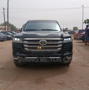 Toyota Land Cruiser 4.5 V8 GL 2014 Black
