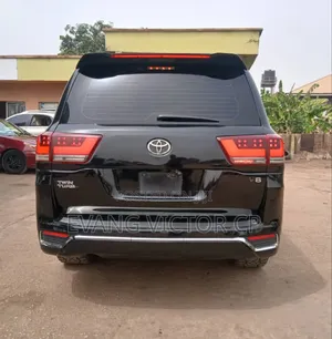 Toyota Land Cruiser 4.5 V8 GL 2014 Black