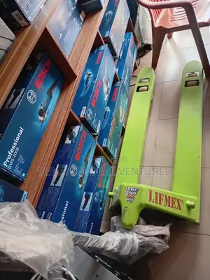 2.5ton Lifmex Pallet Truck