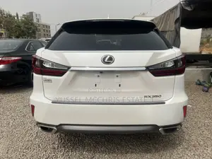 Lexus RX 350 AWD 2017 White
