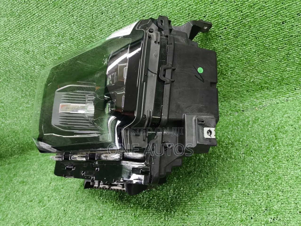Jetour T2 Head Lights