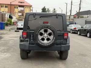 Jeep Wrangler Sport 4x4 2018 Gray