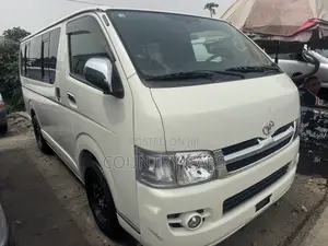 Toyota HiAce 2012 White