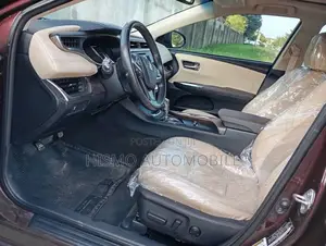 Toyota Avalon Limited 4dr Sedan (3.5L 6cyl 6A) 2014 Brown