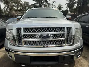 Ford F-150 Lariat 2012 Silver