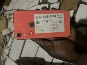 Apple iPhone XR 64 GB Orange