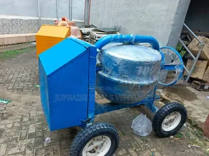 Self Loader Concrete Mixer