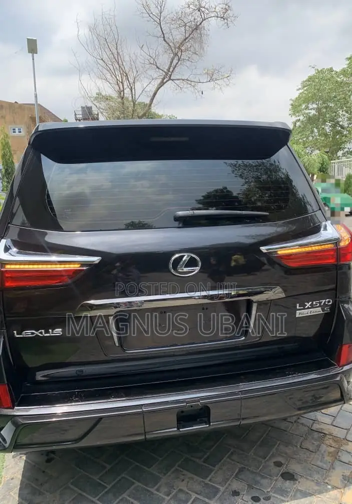 Lexus LX 570 AWD 2020 Black