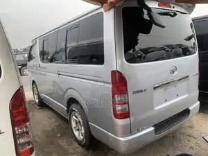 Toyota HiAce 2008 Silver