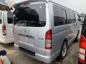 Toyota HiAce 2008 Silver