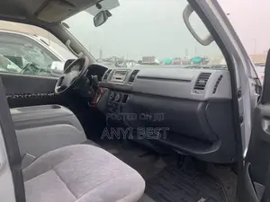 Toyota HiAce 2008 Silver