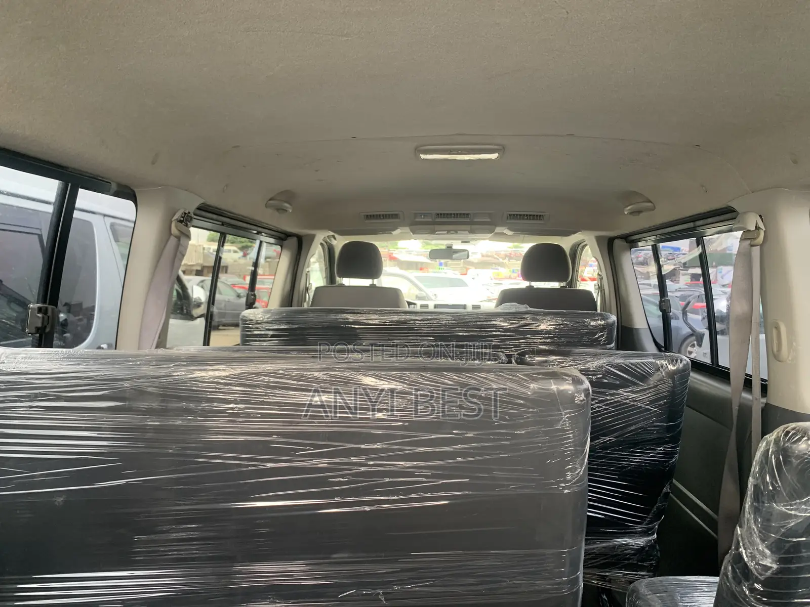 Toyota HiAce 2009 Black