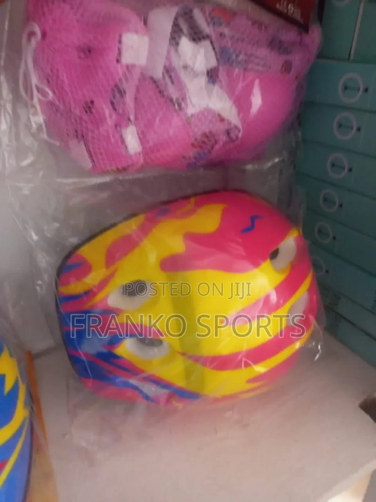 Helmet Ad Guide