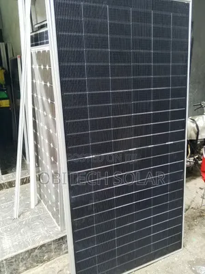 600watts 144cell Jinko Solar Panel
