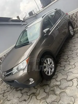 Toyota RAV4 Limited 4dr SUV AWD (2.5L 4cyl 6A) 2015 Beige