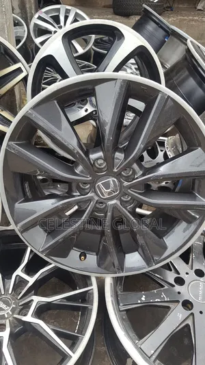 Is for 2007 and 2020 Honda CRV Rim Size 17