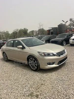 Honda Accord Sport 4dr Sedan (2.4L 4cyl 6M) 2014 Gold