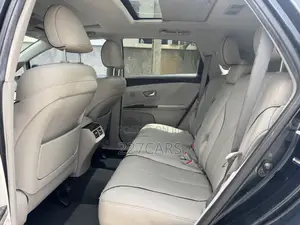 Toyota Venza XLE 4dr Wagon AWD (3.5L 6cyl 6A) 2015 Black