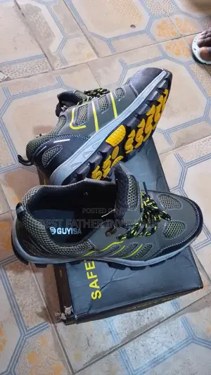 Guyisa Durable And Convenient Safety Shoe