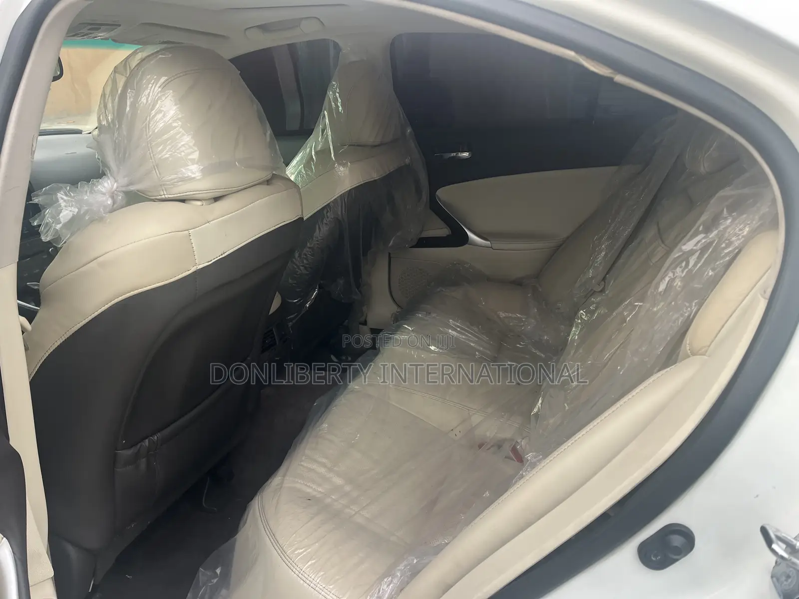 Lexus IS 2013 White
