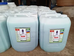 Descaler Stain Remover (Tile, Bathroom and Toilet Seat Cleaners)