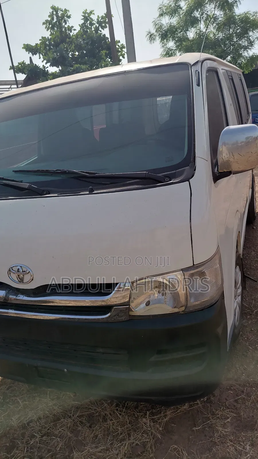 Toyota HiAce 2014 White