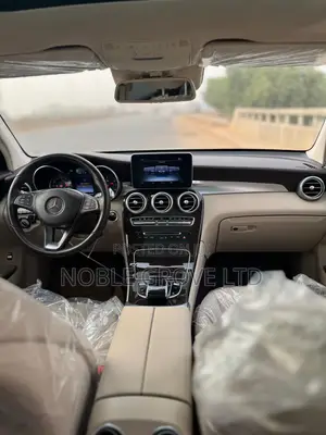 Mercedes-Benz GLC-Class 2016 White