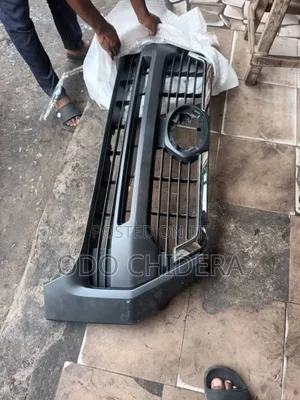 Front Grill Hilux