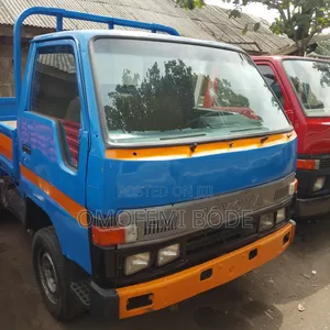 Toyota Dyna 150 1999 Blue