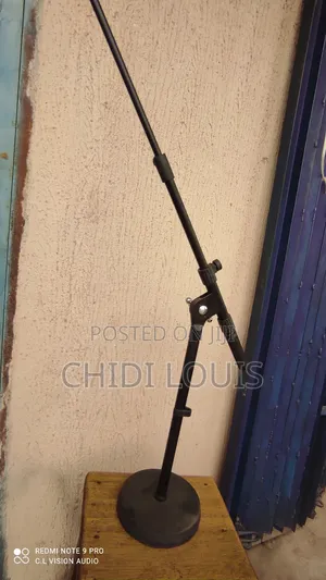 Alpha Table Mic Stand
