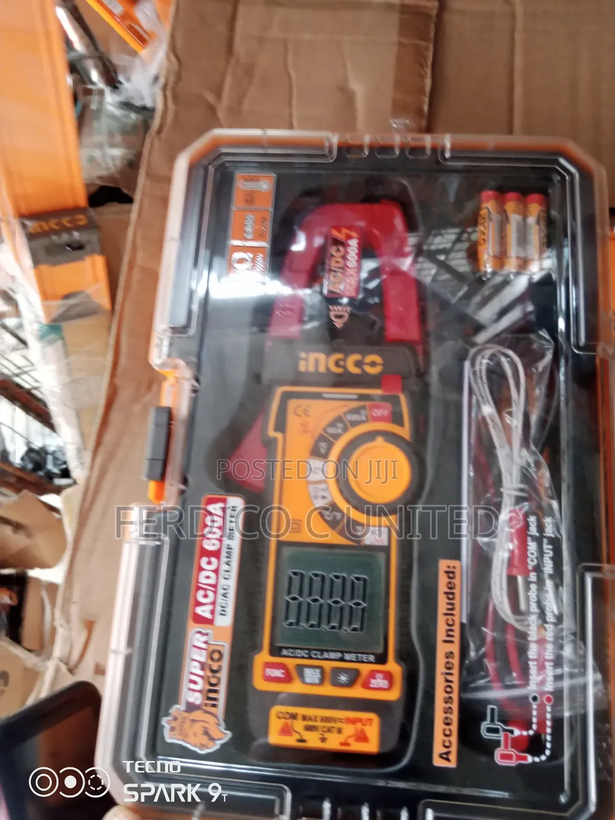 Super Ac/Dc 600a Clamp Meter