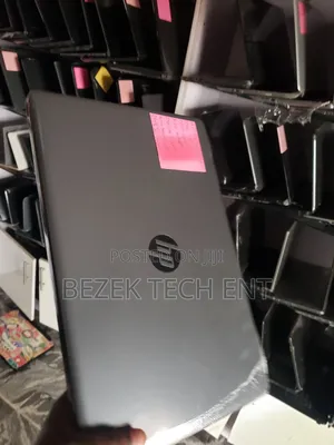 New Laptop HP 250 G7 8GB Intel Core i5 SSD 256GB
