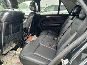 Mercedes-Benz M Class ML350 4MATIC 4dr SUV AWD (3.5L 6cyl 7A) 2015