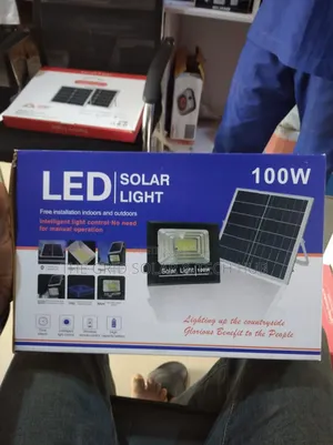 100w Led Solar Light - Outdoor Security Floodlight With Remote